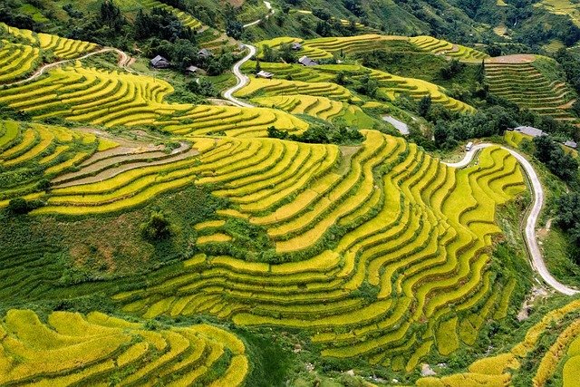 Hà Giang tháng 4 đi đâu? Lịch trình 3N2Đ khám phá Quản Bạ, Đồng Văn và sông Nho Quế